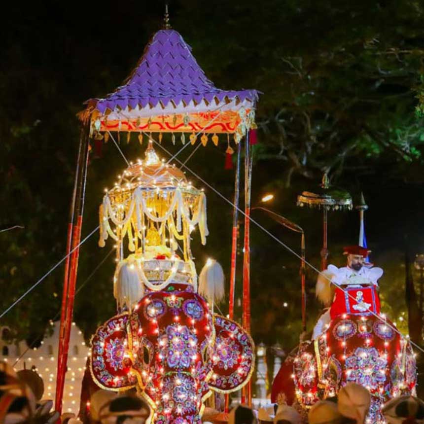 Kandy Esala Perahera Festival